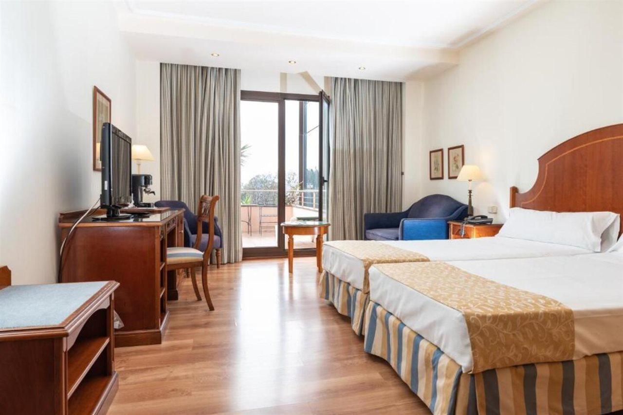 Termes Montbrio Hotel & Spa Montbrió del Camp Εξωτερικό φωτογραφία